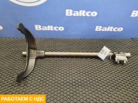 Вал вилки включения передач